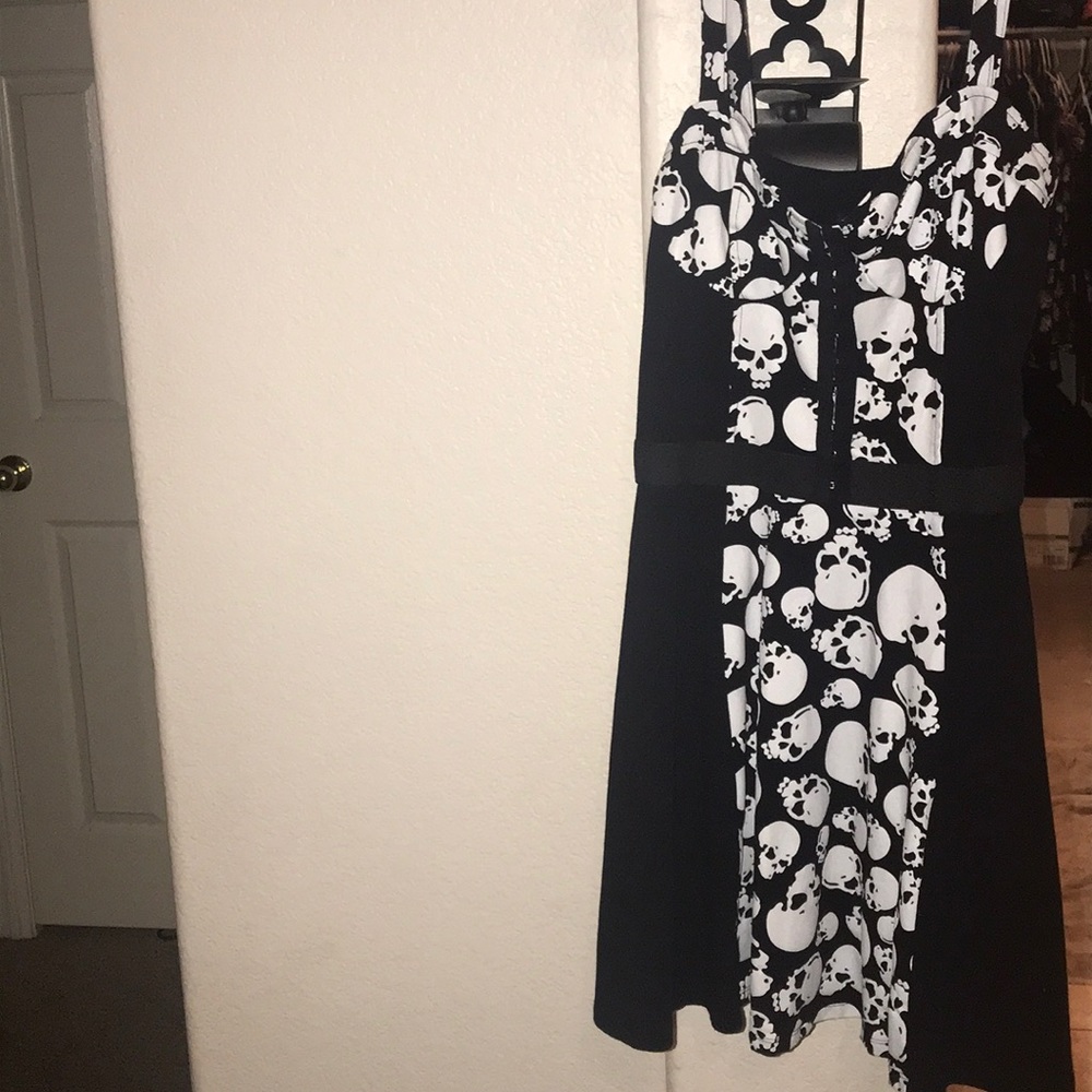 Royal bones skull party dress corset type front💀